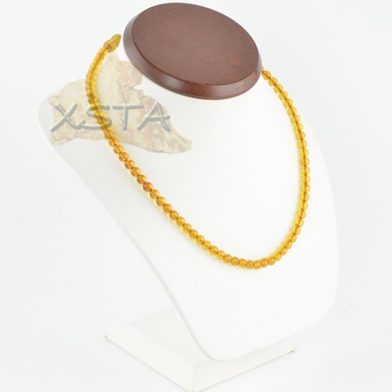 Amber necklaces 5,5 mm round cognac
